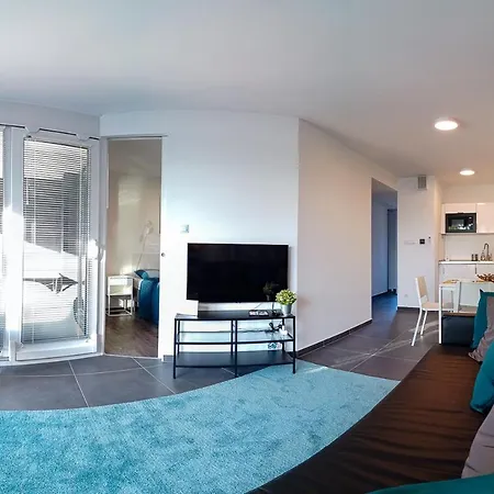 Marina Apartment