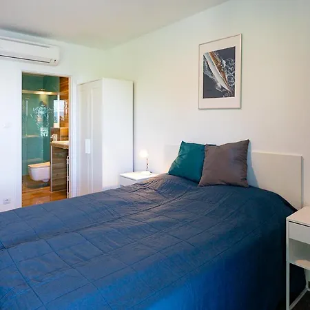 Apartment Marina