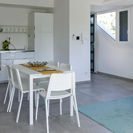 Marina Apartment