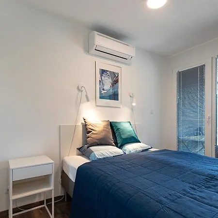 Marina Apartment